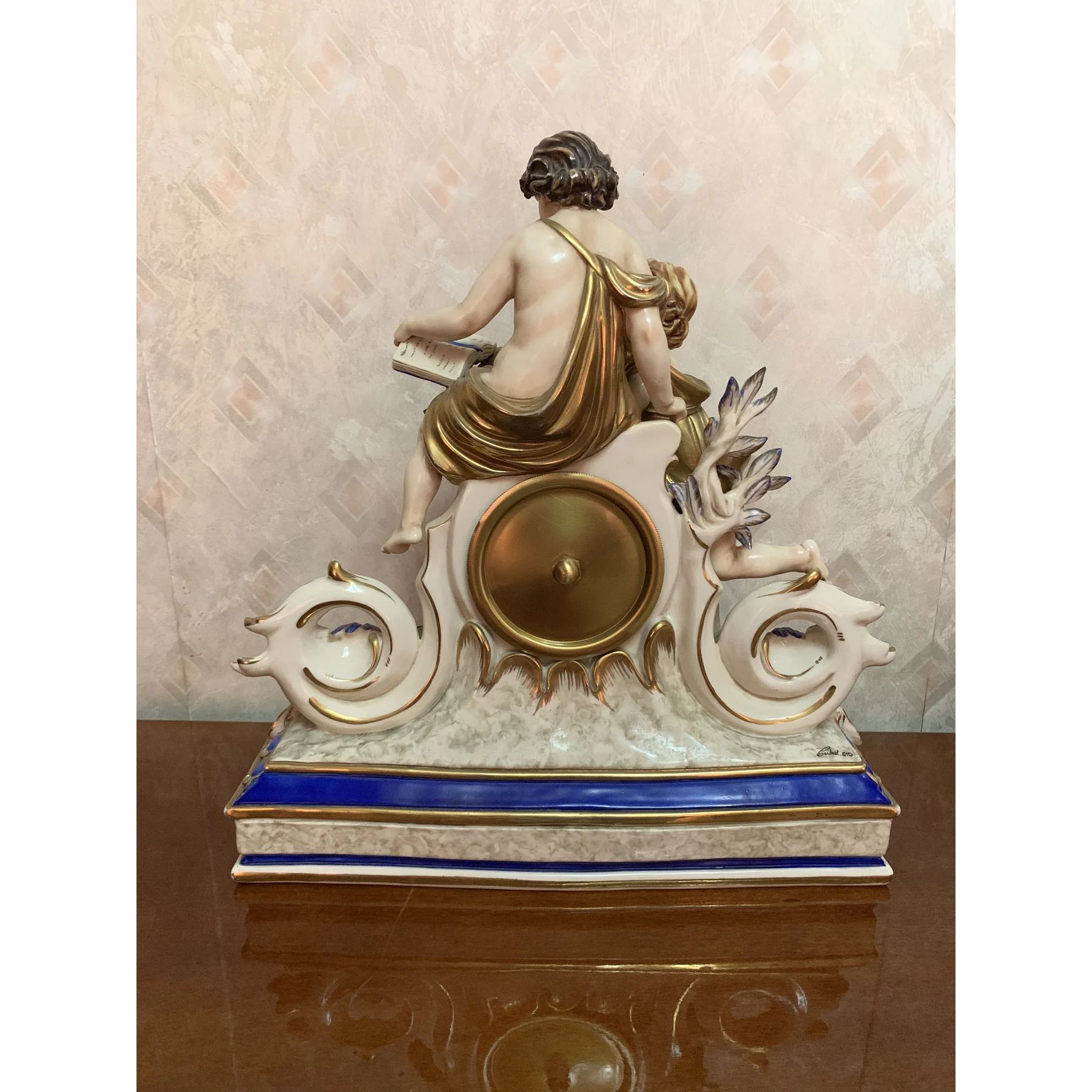Часы с Ангелами Итальянская фарфоровая статуэтка Cortese Capodimonte | Дом и сад