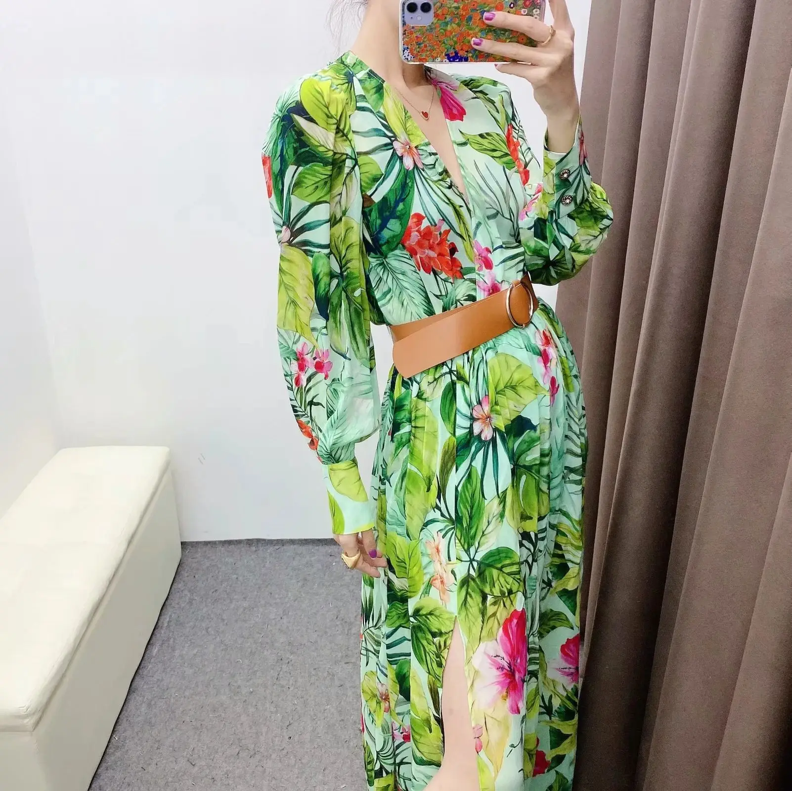 Женское Макси-платье с поясом и v-образным вырезом Элегантное повседневное