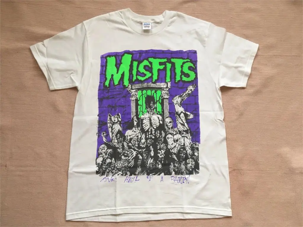Vintage MISFITS EARTH A.D. T-SHIRT 80s ONE HELL OF A PARTY! danzig Reprint |