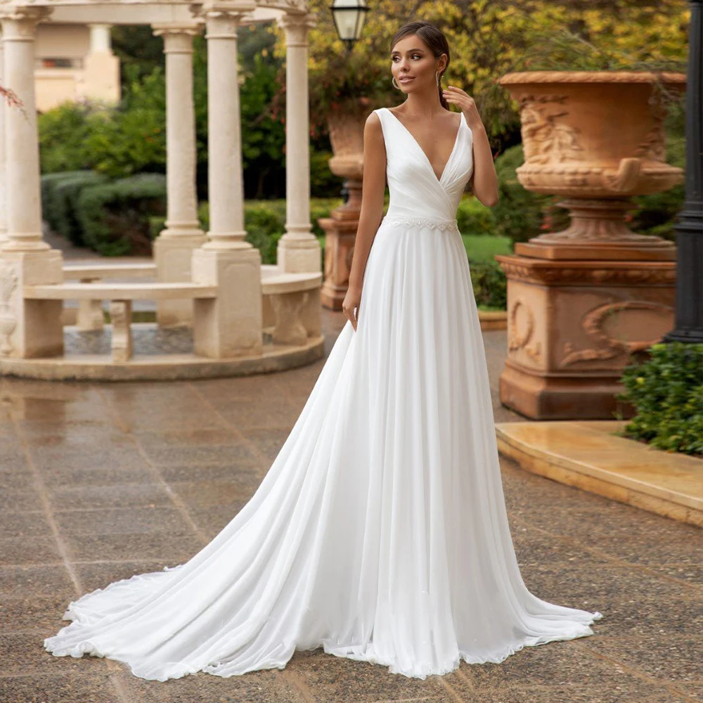 

2021 Chiffon Wedding Dress Custom V Neck Sleeveless A Line Chiffon Pleats Beach Bridal Gowns Plus Size Custom Made