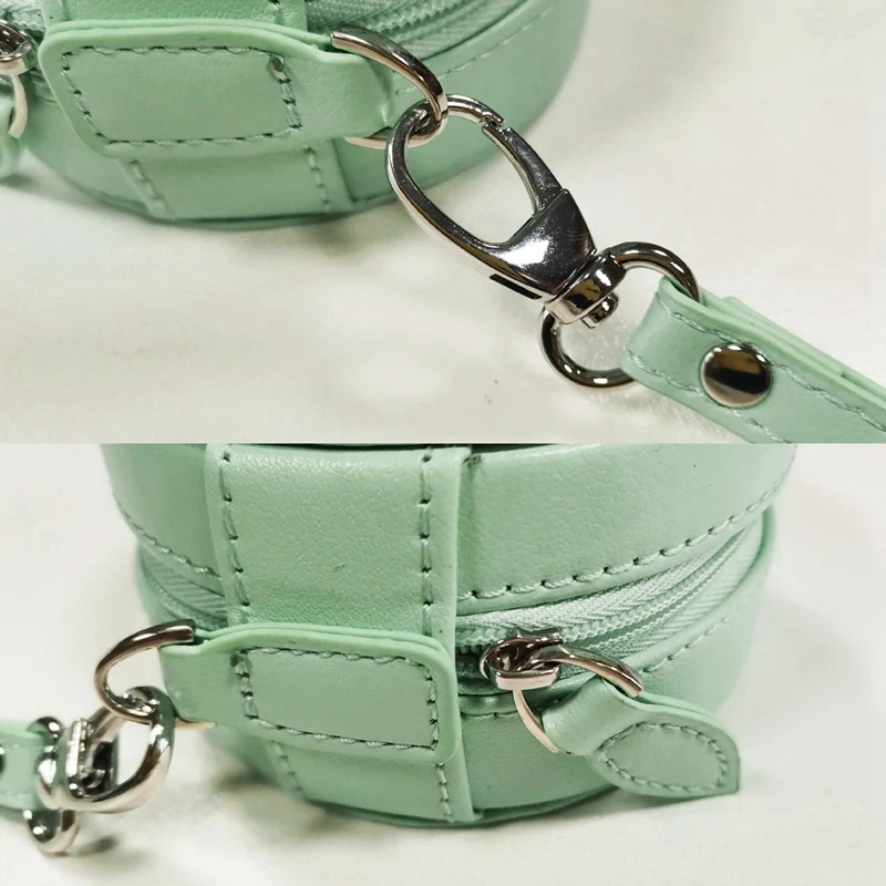 

Small Travel Jewelry Box Organizer Round Portable Jewelry Storage Box PU Faux Leather Display Case Great Gift for Girls