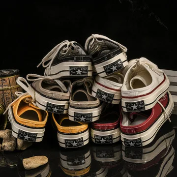 

Fashionable Youth Mens Shoes Casual Unisex White Sneakers Breathable Walking Canvas Shoes Men Women Red Lace Up Flats