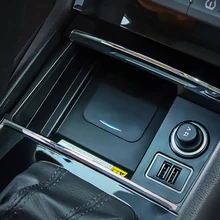 Car QI wireless charging phone charge 15w fast charger charging case mobile phone holder for Skoda Kodiak 2017-2021 accessories