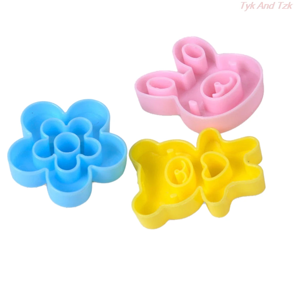 

Japanese Style Bread Cheese Meat Food Cutter Mold Sandwish Form Maker Lunch Box 3PCS/set