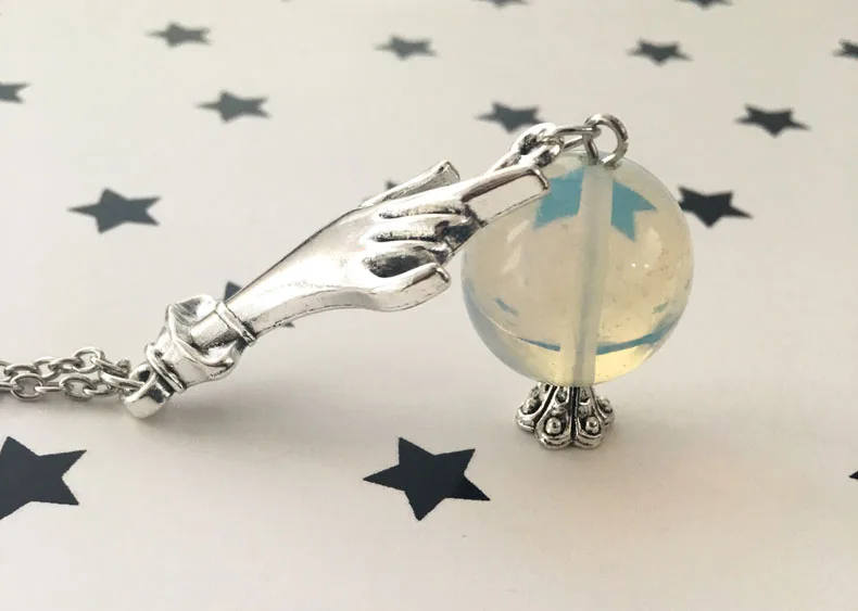 Хрустальный шар в руке ожерелье Wicca Witch языческий ведьмак цыганский стимпанк