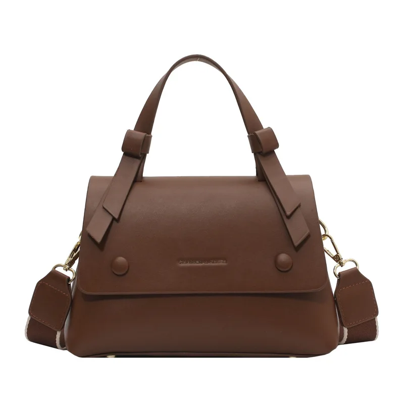 

Autumn and winter large-capacity retro bag women's 2020 new trendy hand-held one-shoulder broadband network red ins sloping bag