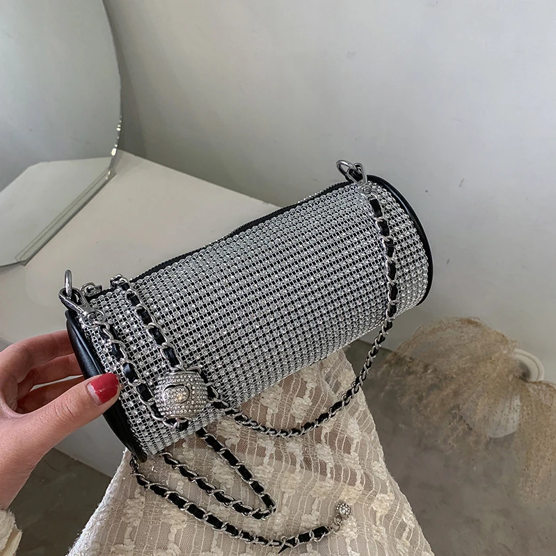 

2021 New Early Spring Fashion Personality Rhinestone Mini Pillow Cylinder Bag Female Simple Chain Shoulder Messenger Bag