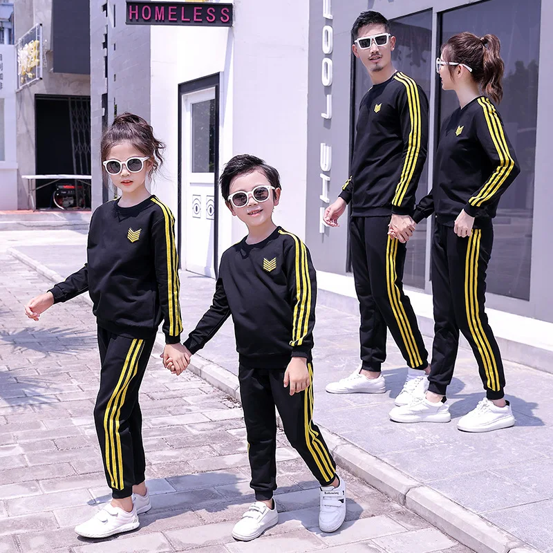 

Family Matching Sweatshirt Spring Autumn Mum Daughter Dad Son Top Shirt& Pants 2Pcs Family Sport Suit Adults Student Uniform Set