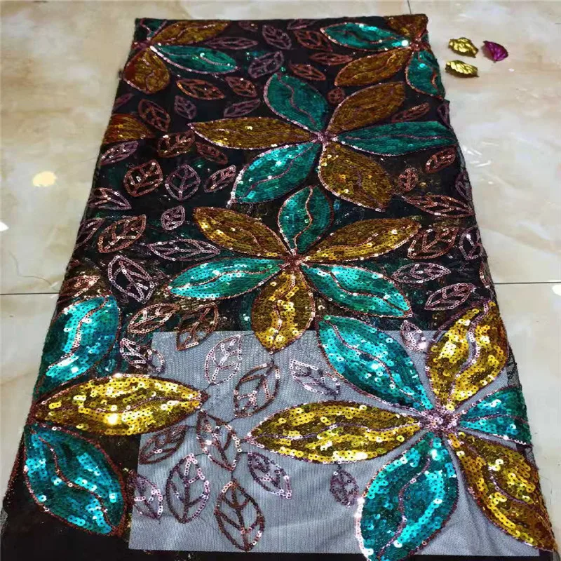 Гипюровая вышивка французская кружевная ткань многоцветный 2020 с пайетками