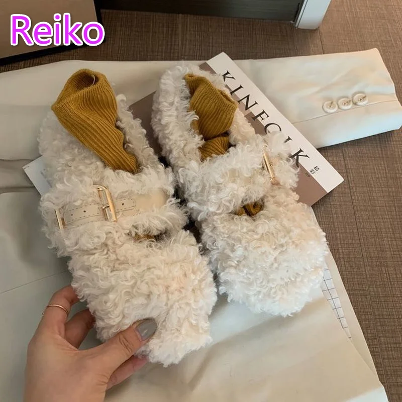 

Hairy shoes women's autumn and winter wear fashion 2021 new style flat-bottomed curly lamb hair plus fluffy beanie single shoes