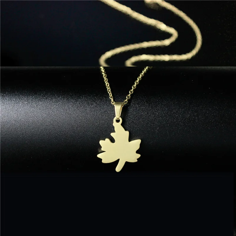 

2021 Stainless Steel Simplicity Maple Leaf Necklace For Women Men Choker Gold Pendant Necklace Jewelry Accessories