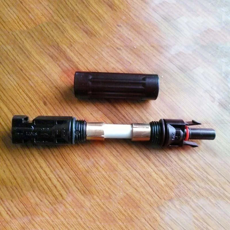 

In-line Solar Fuse Connectors 1000V DC Male To Female PV Waterproof Holder Black