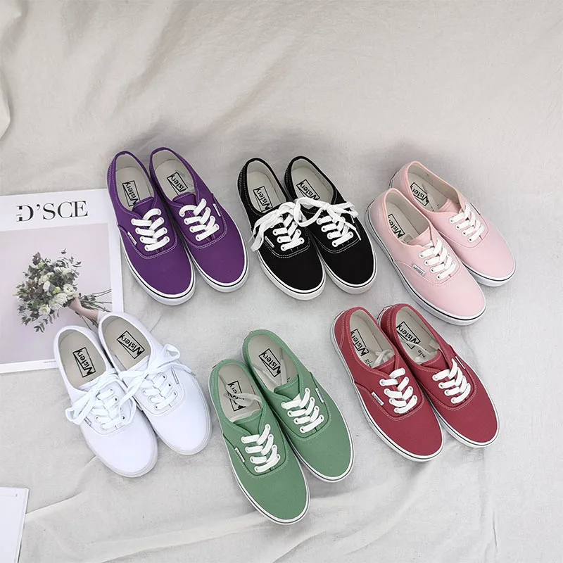 Spring Summer 2020 New Korean Couple Style Casual Flat Bottom Classic Canvas Light Shoes 35-43 size Men women black sneakers |