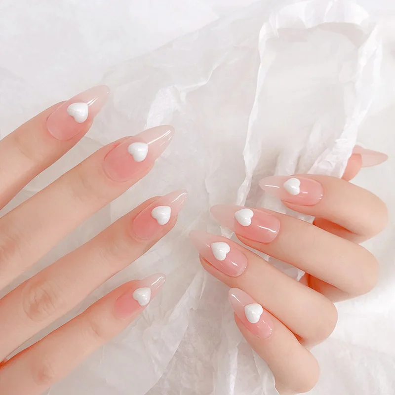 

24 шт., прозрачные накладные ногти в форме сердца с белым сердцем