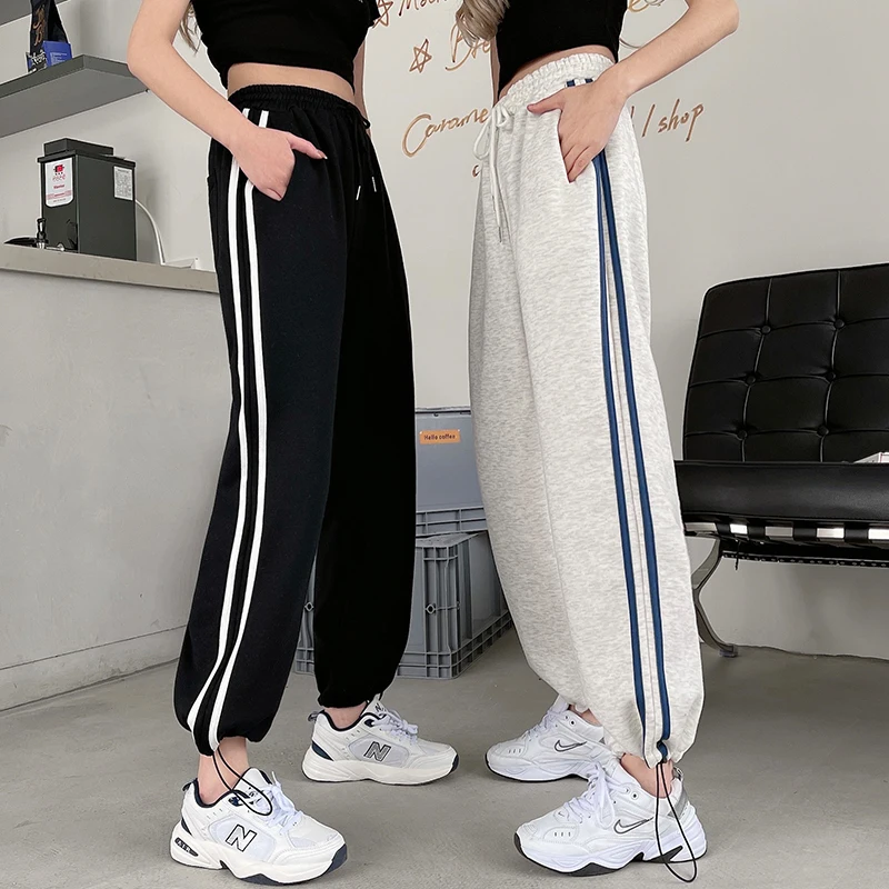 

Pants & Capris