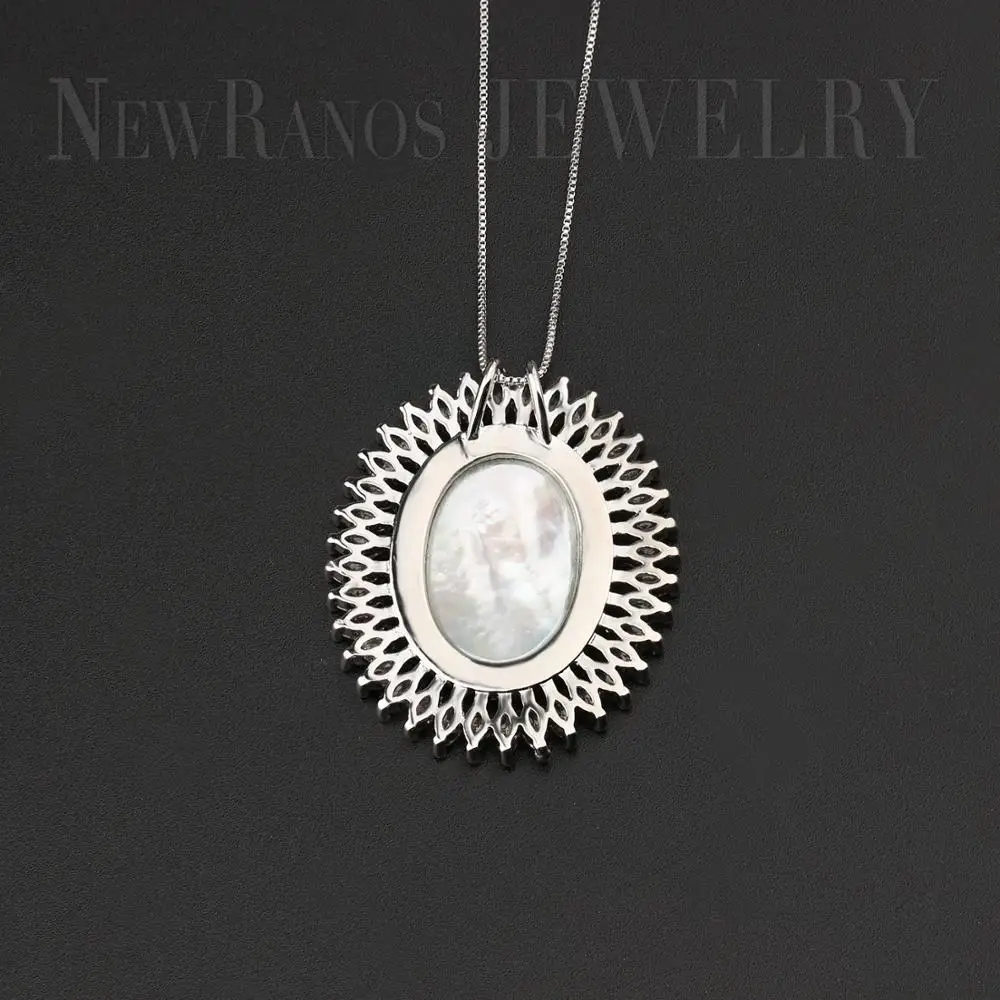 Ожерелье с кулоном Девы Марии из белых Цирконий жемчугом в виде раковины для