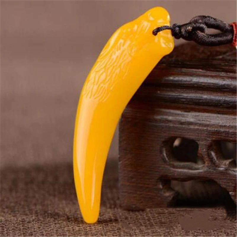 Двусторонняя подвеска из натурального зеленого нефрита ручной работы с резными