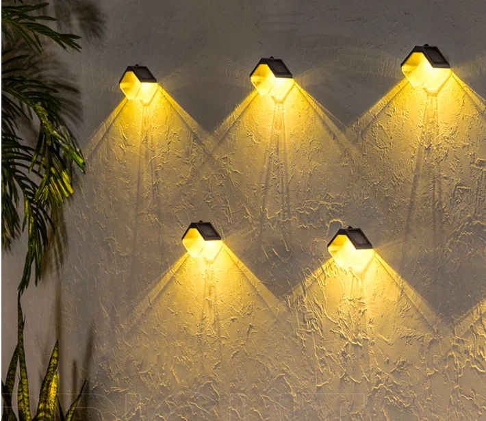 

2 Pcs Solar Led Wall Light Waterproof Smart Lighting for Outdoor Balcony Backyard Garden Landscape Home Decorative Light