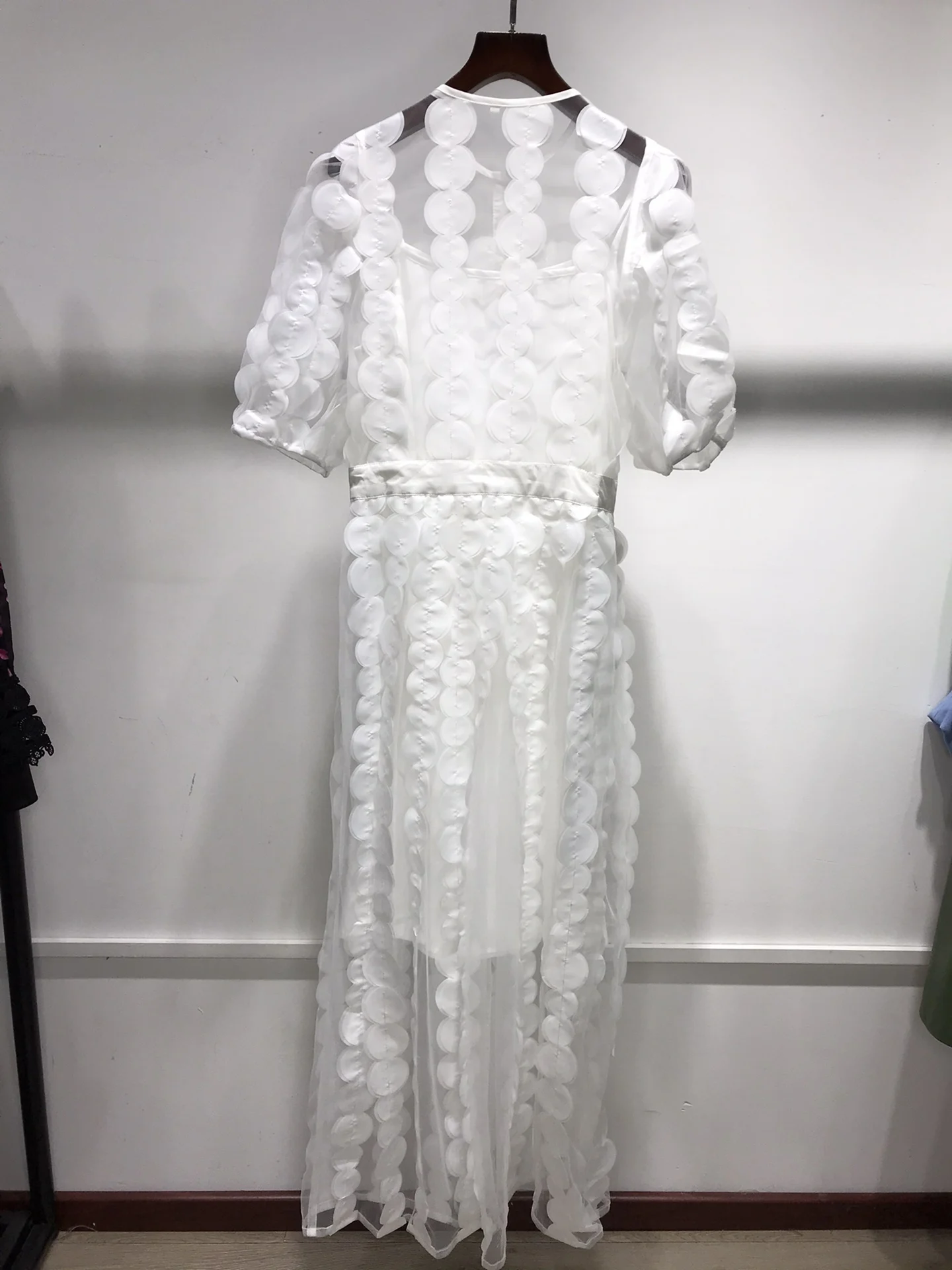 

European High Street Lady Petal Party Gown Women Short Sleeve Appliques White Belted Vestidos Female Prom Dress