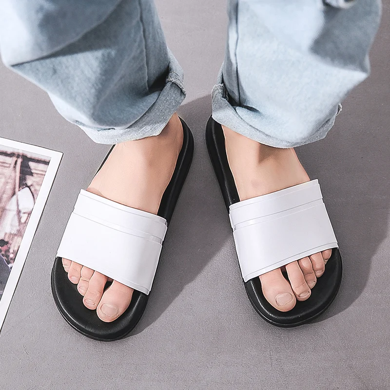 

KONG NIAN bread men summer slippers daily outdoor black rubber slippers fashion white new style men slippers slip-on casual men