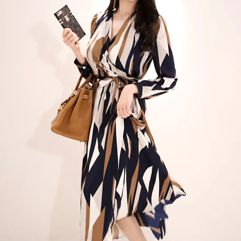 Женское винтажное платье в полоску Длинное свободное с V-образным вырезом и