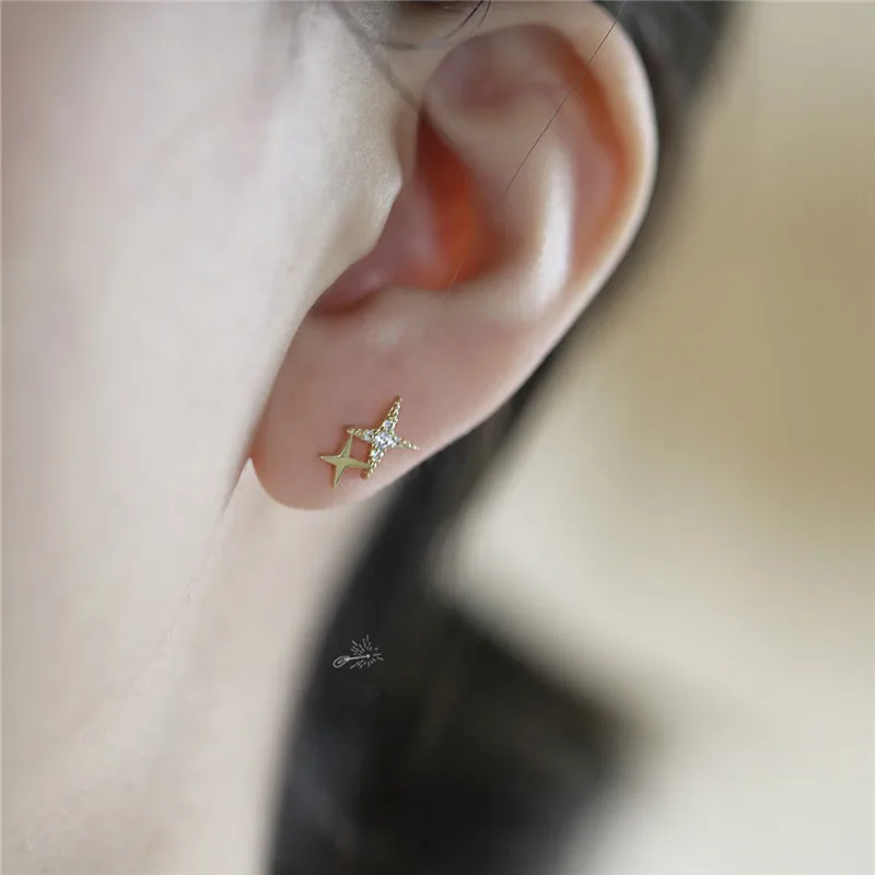 925 Sterling Silver Japanese Micro Inlaid Crystal Four-Pointed Star Plating 14k Gold Earrings Women Small Cute Banquet Jewelry