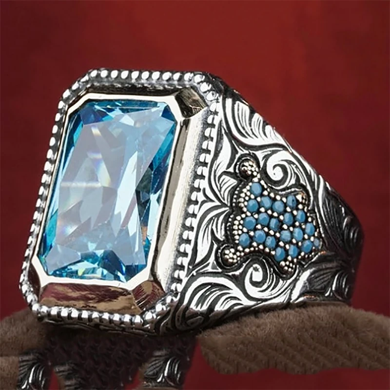 

Punkboy Fashion Men's Silver Color Craved Geometric Inlaid Blue Crystal Rhinestone Zircon Male Metal Ring for Party Jewelry