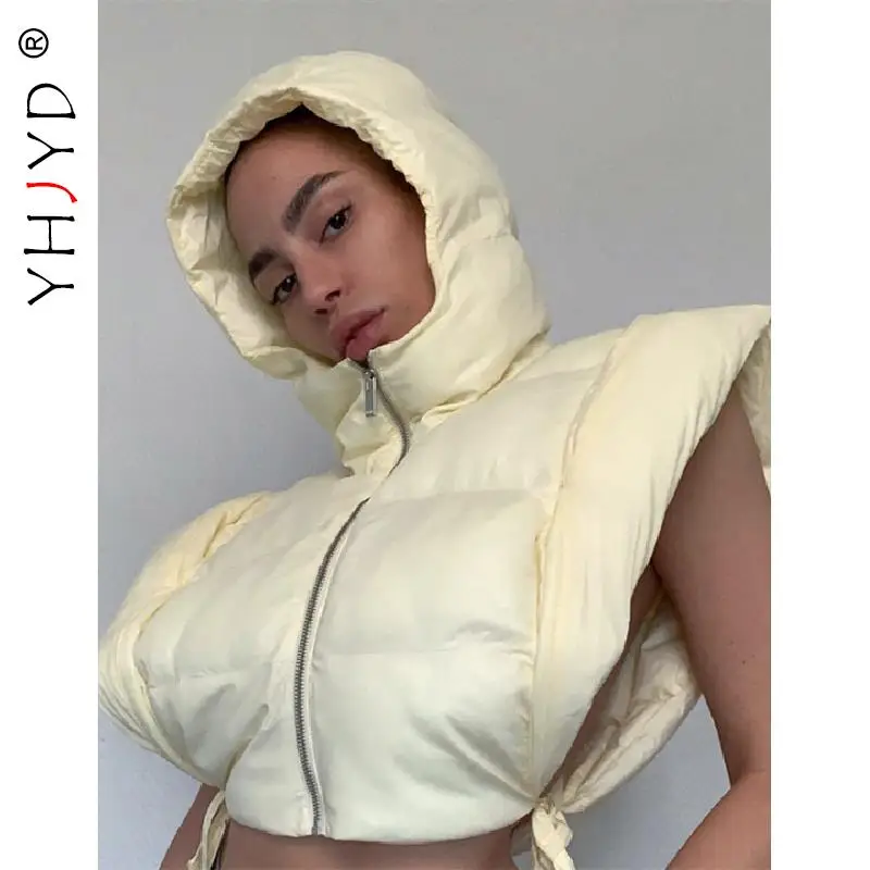 Укороченный пуховой жилет на молнии с капюшоном куртки 2021 зимний - Цена: 2555.99