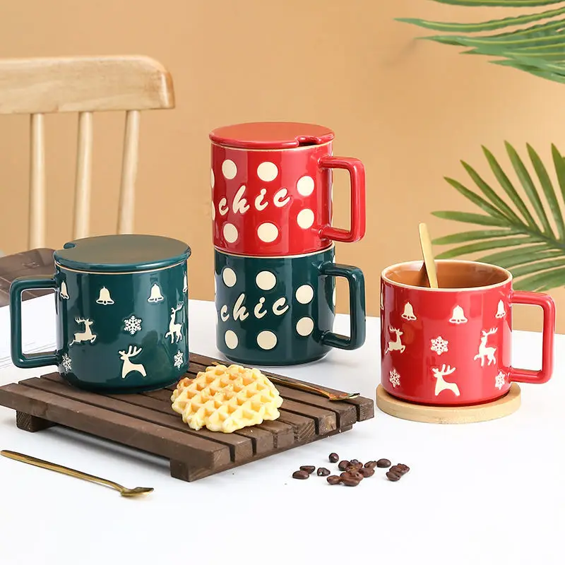 

Christmas Creative Couple Home with Lid and Spoon Ceramic Mug American Coffee Breakfast Cup
