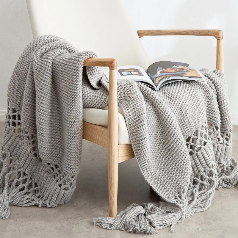 Hand Knitted Throw Blanket WIth Tassel High Quality Solid Sofa Throw Blanket Children Blanket Classic Bed Cover Grey Bed Runner