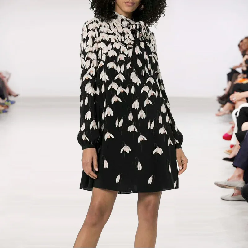 Женское платье с длинным рукавом модельное винтажное мини цветочным принтом и