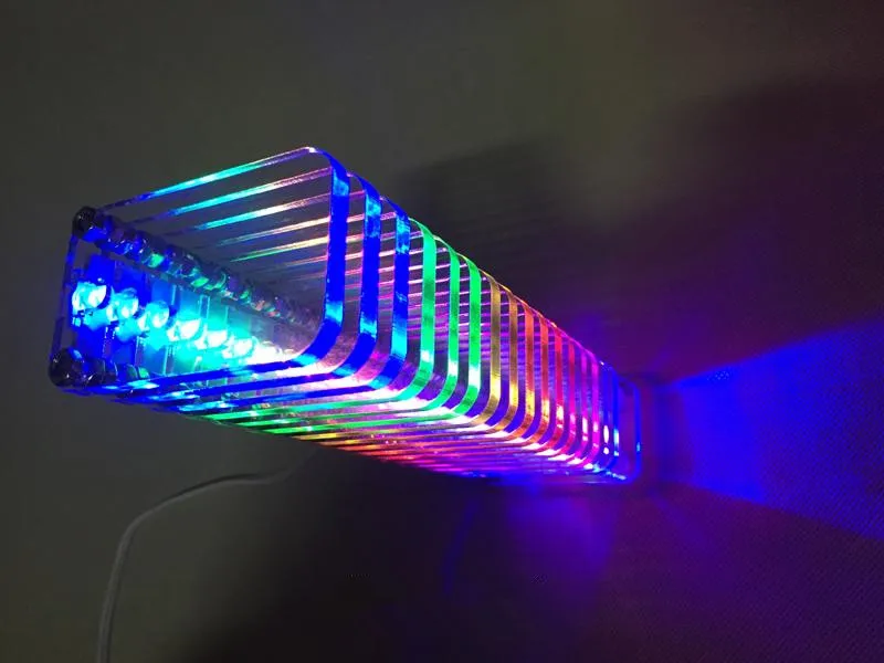 Goede KS16 Muziek Spectrum Crystal Geluid Kolom Licht Kubus Led Niveau Display Elektronische Productie Diy