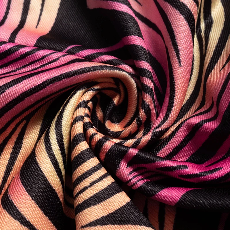 

Paisley Print Halter Neck Two Piece Set Women Crop Top And Pants Y2K Aesthetic Tracksuits Off Shoulder Sexy Outfits Beachwear