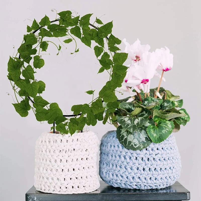 

Black Metal Plant Trellis for Rock Climbing Plants Iron Ring Trellis Plant and Rattan Pole Support Line