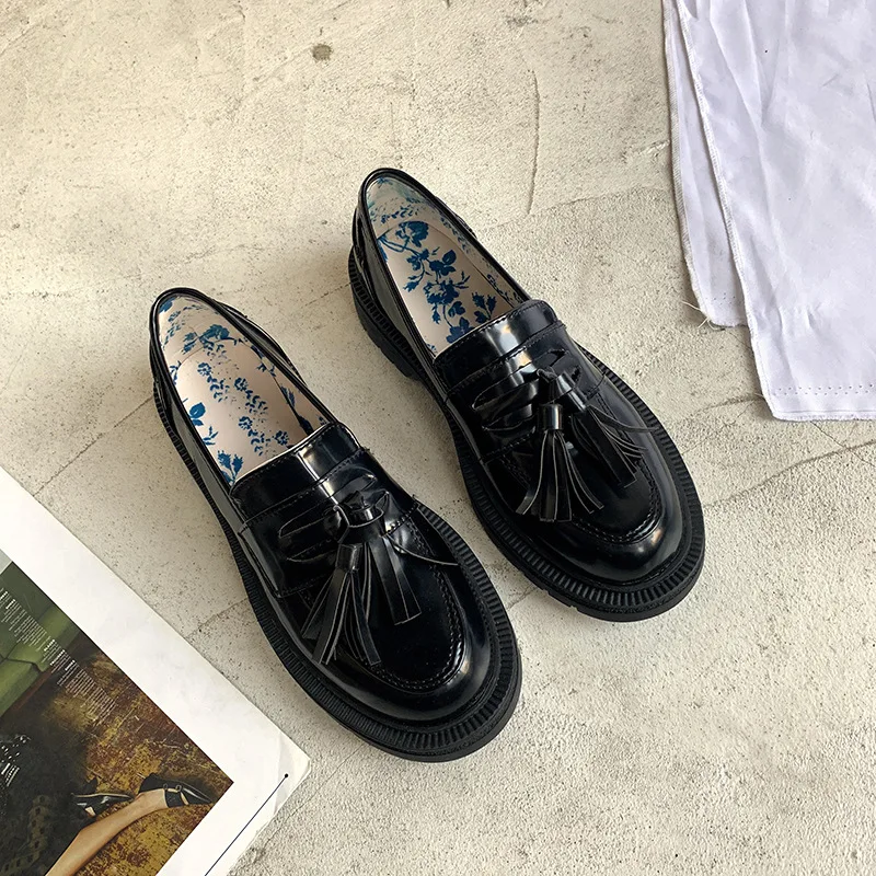 

Solid Leather Women Shoes Female British Retro 2020 New Spring Fashion Tassel Thick Heel Casual Shoes Woman Slip on Oxford Shoes