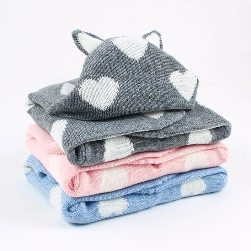 

0-12M Autumn Winter Warm Hooded Baby Heart Swaddle Blanket Quilt Perfect Baby Shower Gift Cotton Swaddles