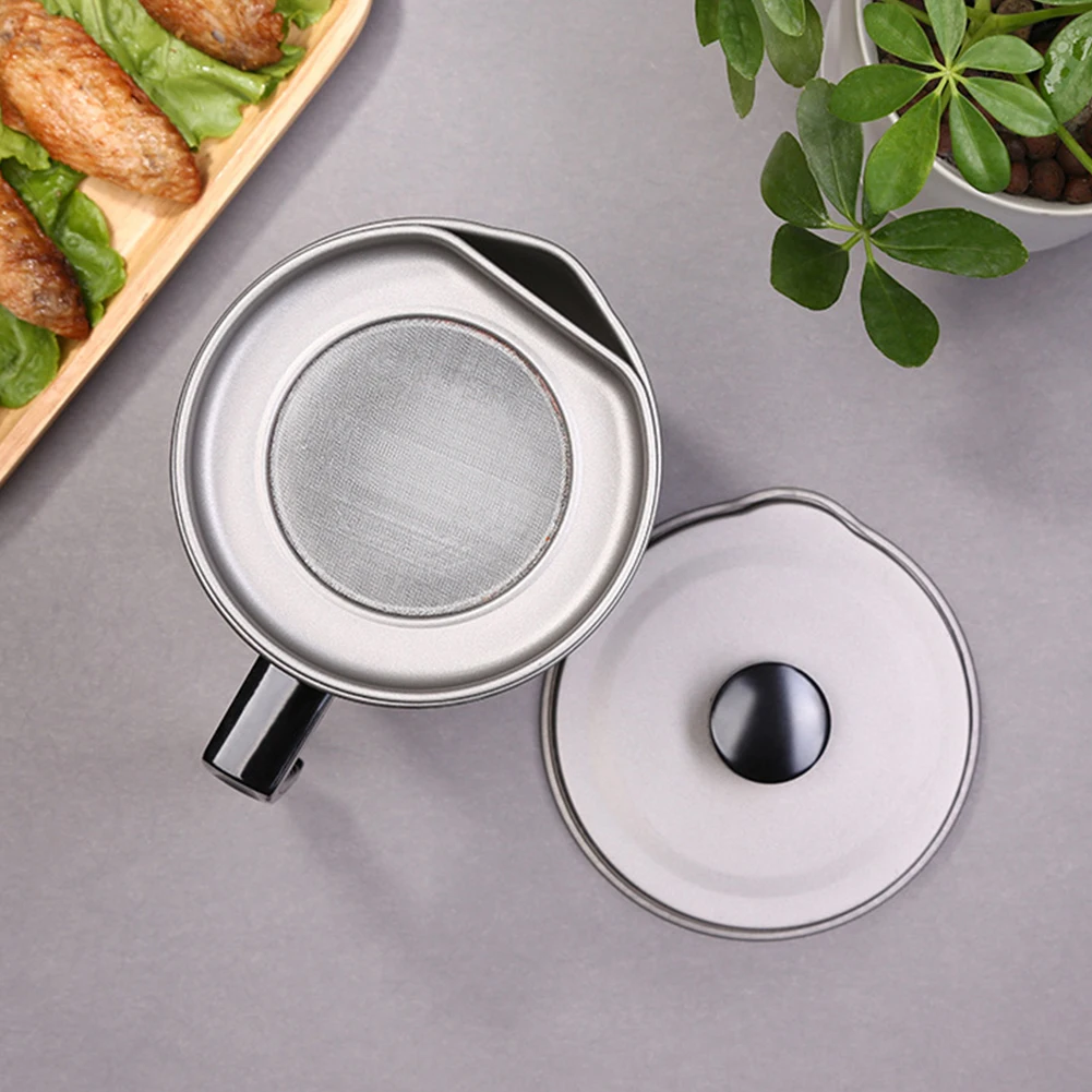 

Cooking Separator Large Capacity With Filter Oil Bottle Kitchen Tool Stainless Steel Restaurant Storage Container Tank Leakproof
