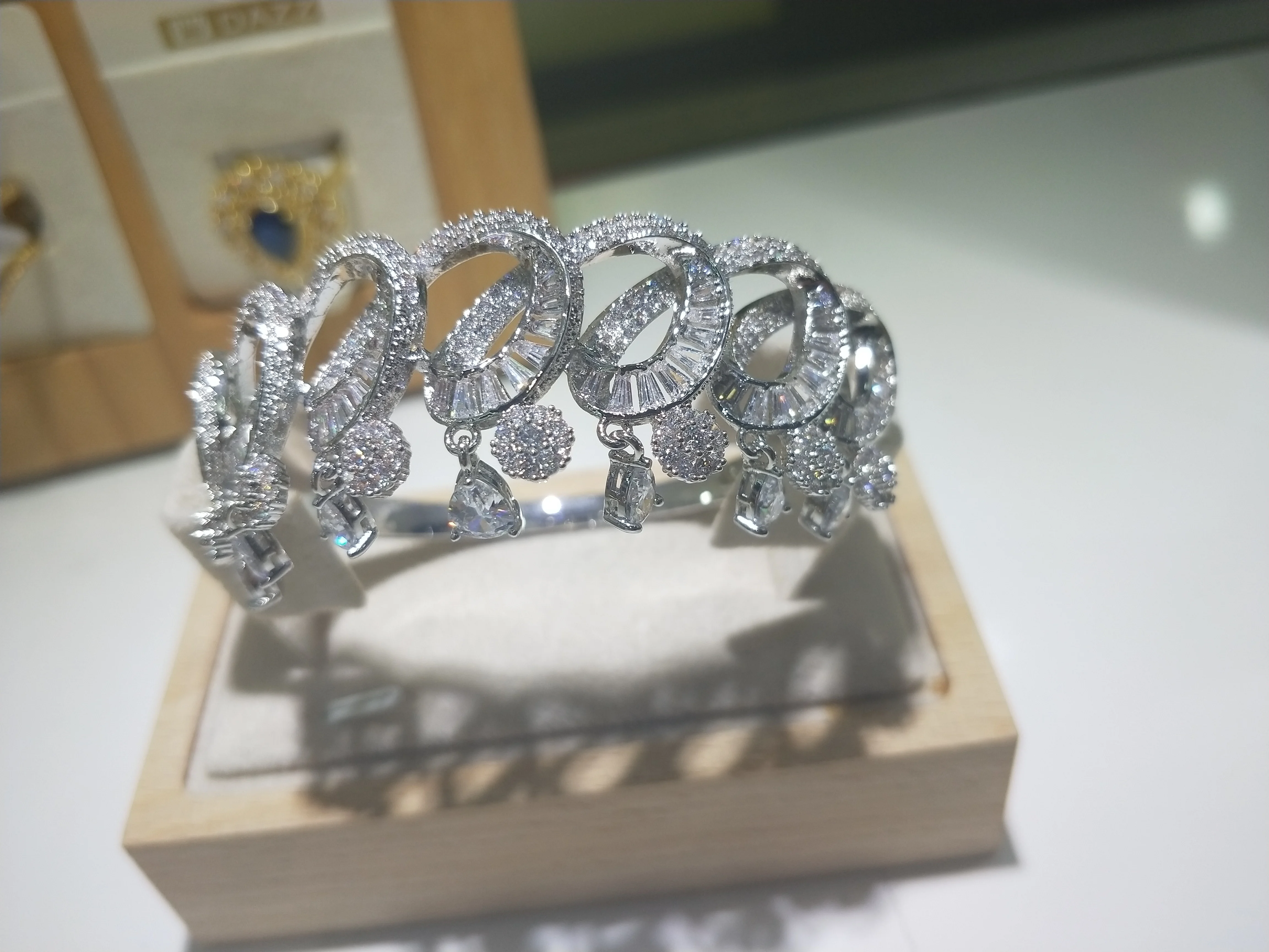 Женский браслет с кисточками Dazz винтажный комплект ювелирных изделий из 4