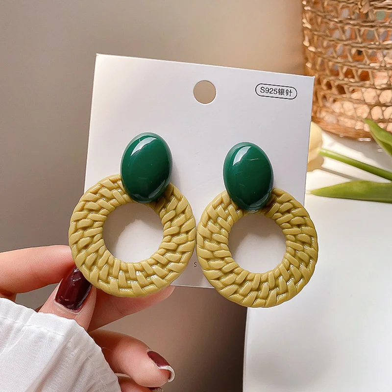 Женские серьги подвески с зелеными цветами Милая ромашка в Корейском стиле