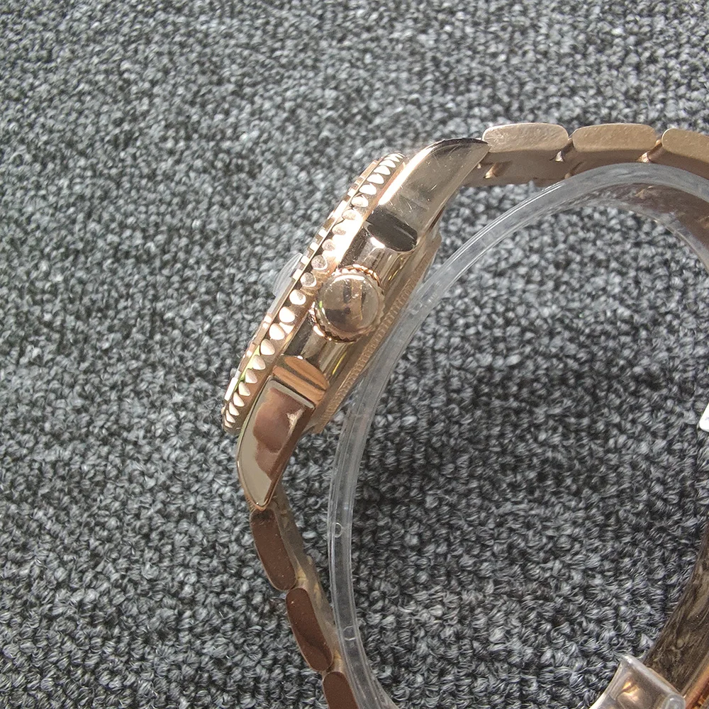 

Dial Luminous 40mm Men's Watch Automatic Stainless Steel Full Gold Submarine Watch Sapphire Glass