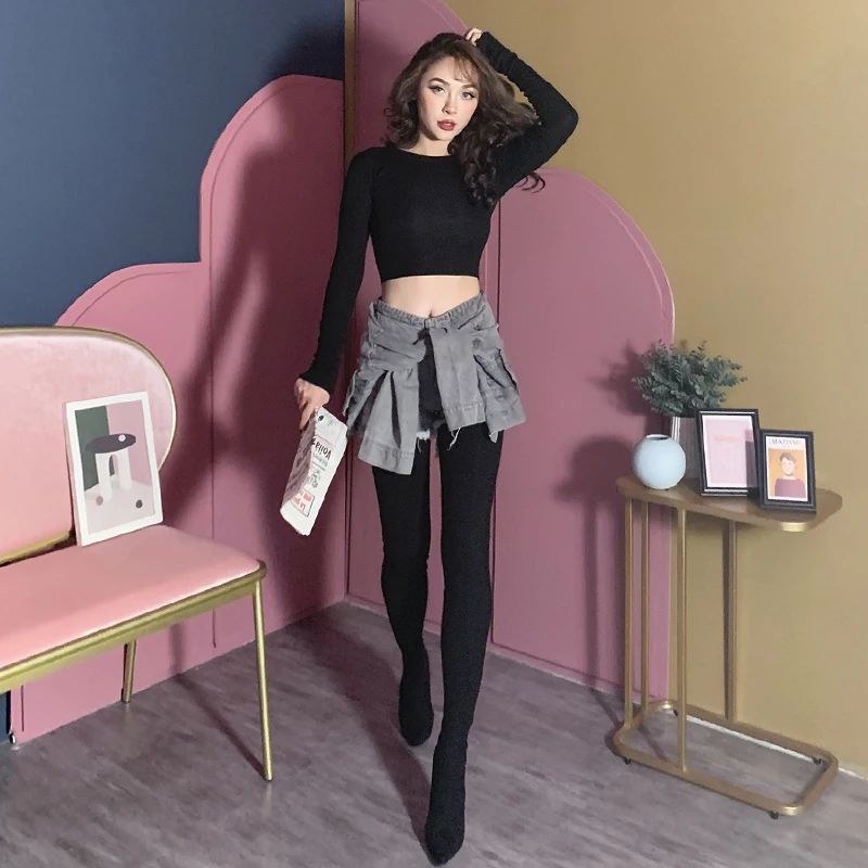 Новинка 2019 Рекомендуемая черная короткая футболка облегающая Модная хлопковая