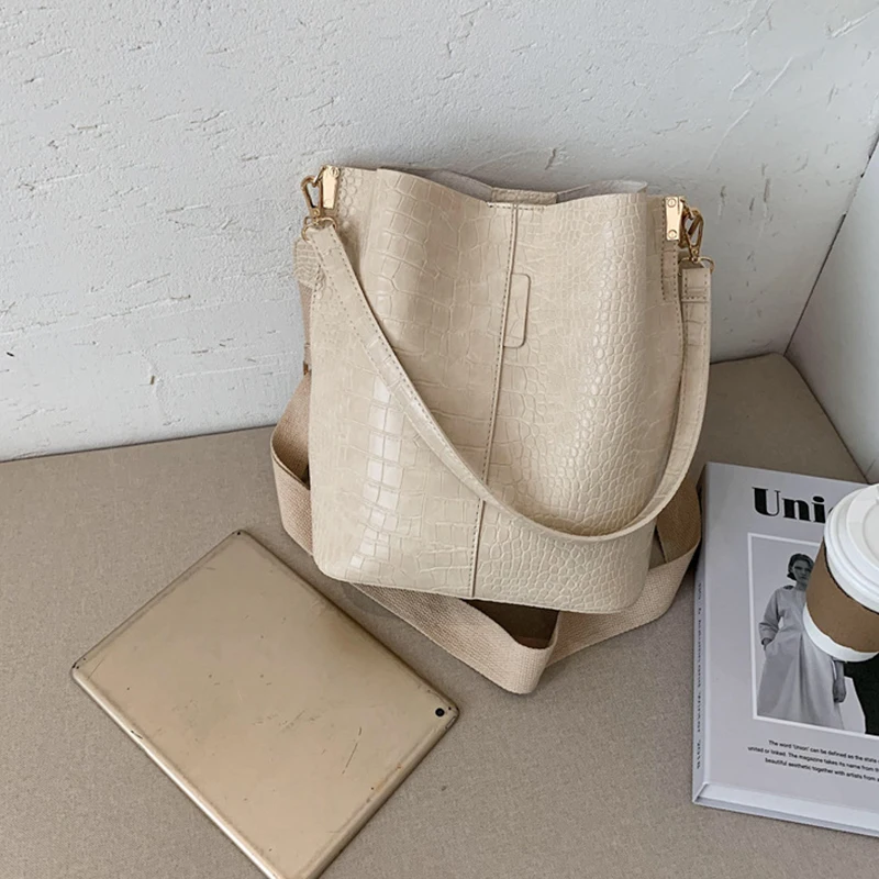 

Alligator Pattern Bucket Bag For Women Vintage Shoulder Bag Large Capacity Crossbody Bag Elegant Shopping Handbag Lady Purse