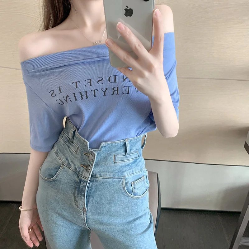

Summer 2021 Chic Hong Kong Style Collar off-Shoulder Clavicle Top Design Sense Niche Short Sleeve T-shirt Women's