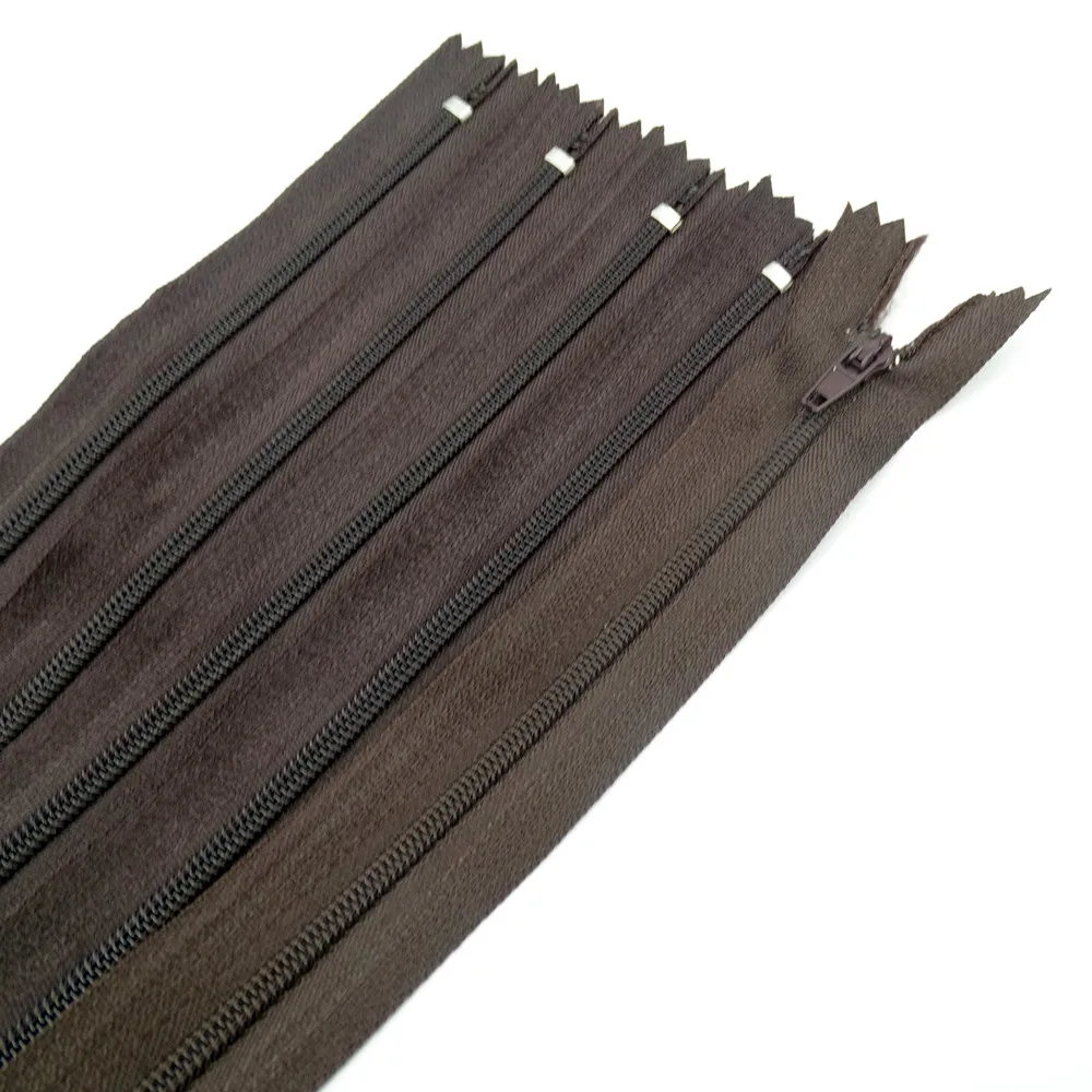 

100CM (39.5 Inches) 20 Colors 50 Pcs 3# Closed Nylon Coil Zipper Tailor Sewing Process Are Available