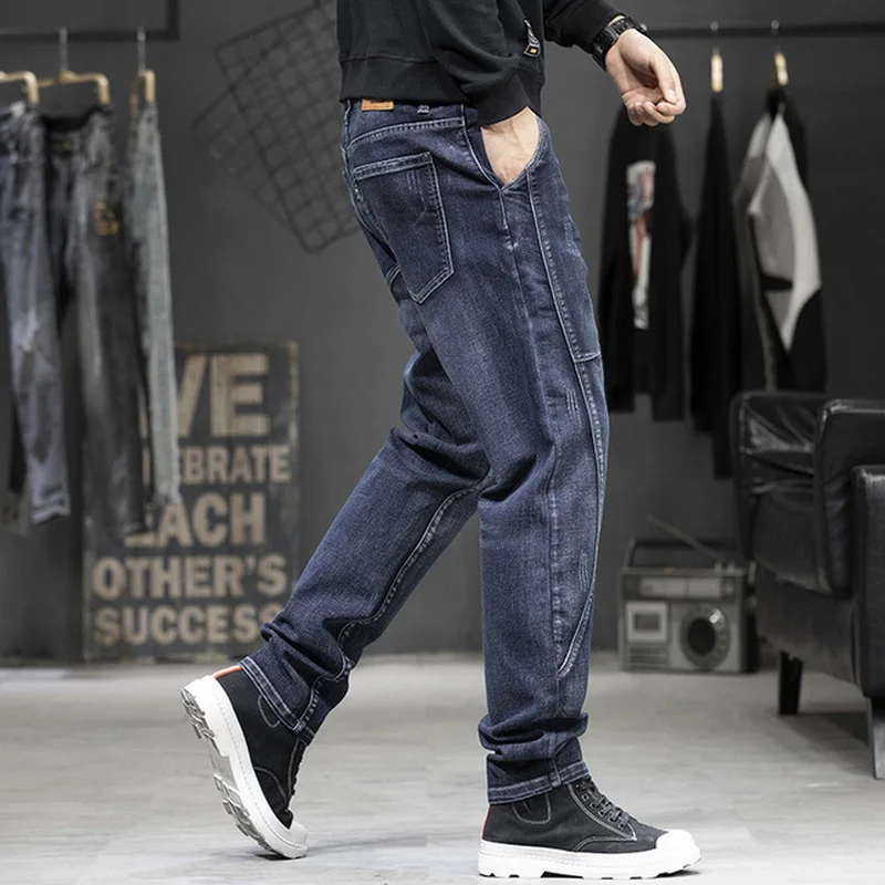 Рисунок 5 - Джинсы мужские свободные с вышивкой