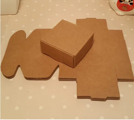 100 шт дешевая крафт подарочная упаковка картонная бумажная коробка маленькая