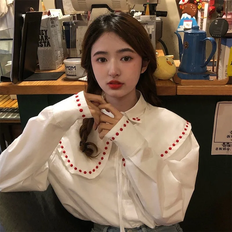 

HOUZHOU White Kawaii Shirt Harajuku Korean Style Sweet Elegant Chic Woman Blouse Vintage Peter Pan Collar Oversized Embroidery