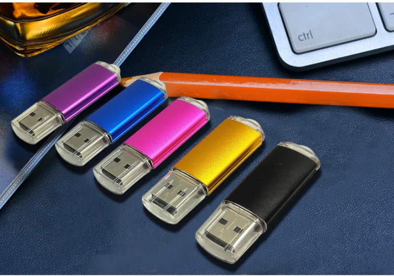 USB-флеш-накопитель цветной металлический с логотипом на заказ 32 ГБ 4 8 16