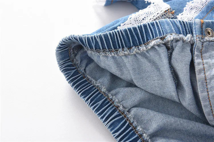 

Brand Crop Tops Women Ruffles Lace Spliced Denim Shirt 2020 Turn-down Collar Short Sleeve Single Breasted Blouse Camisa Vaquera