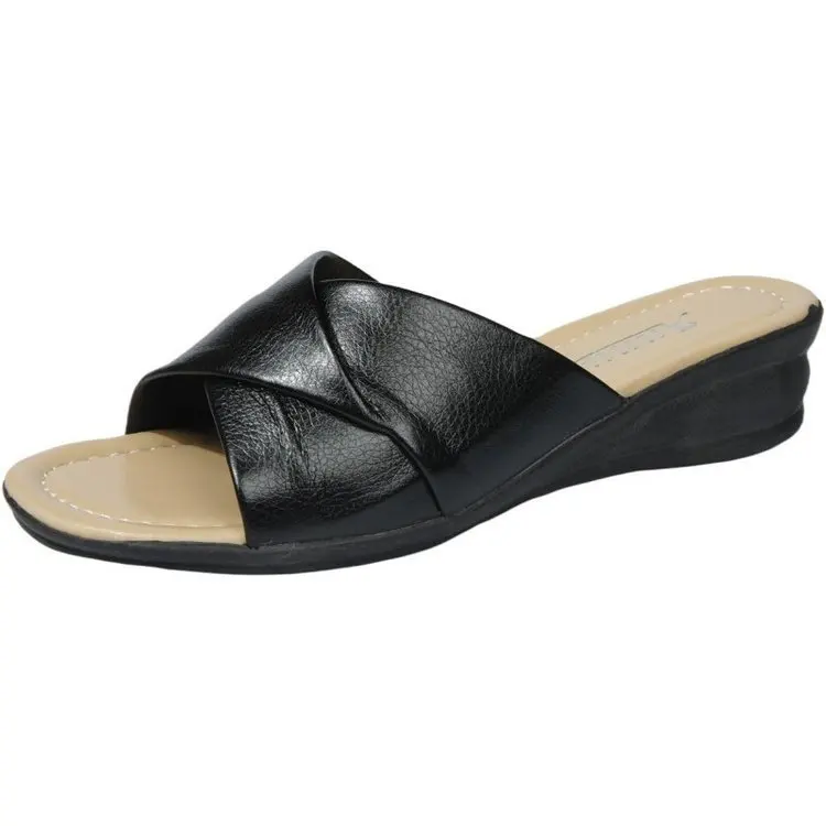 

Shoes Slippers Soft Luxury Slides Low Slipers Women Rubber Flip Flops Peep Toe Big Size Comfort Designer 2021 Hawaiian Flat PU S